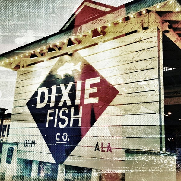10/28/2013에 Andi R.님이 Dixie Fish Co.에서 찍은 사진