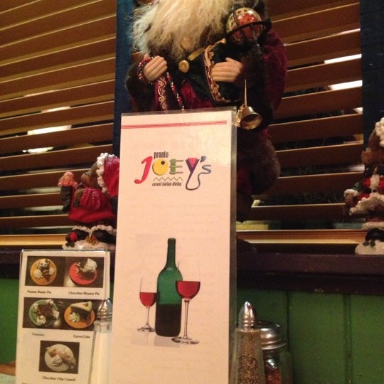 รูปภาพถ่ายที่ Joey&#39;s Italian Restaurant โดย Joe S. เมื่อ 12/11/2012