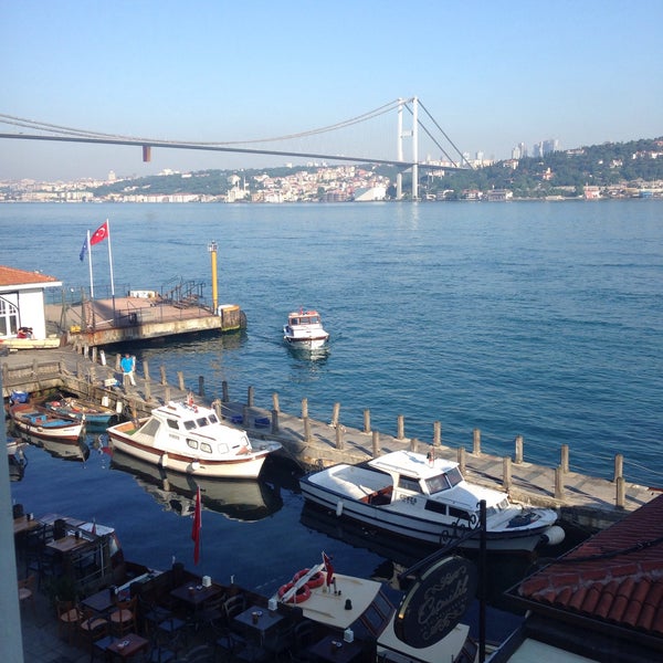 Das Foto wurde bei Çeşmîdil Cafe &amp; Restaurant von Furkan P. am 5/31/2015 aufgenommen