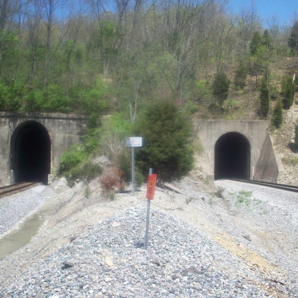 Twin Tunnels Ryland Heights, KY