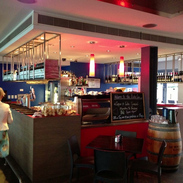 Brighton Baths Cafe - 18 tips