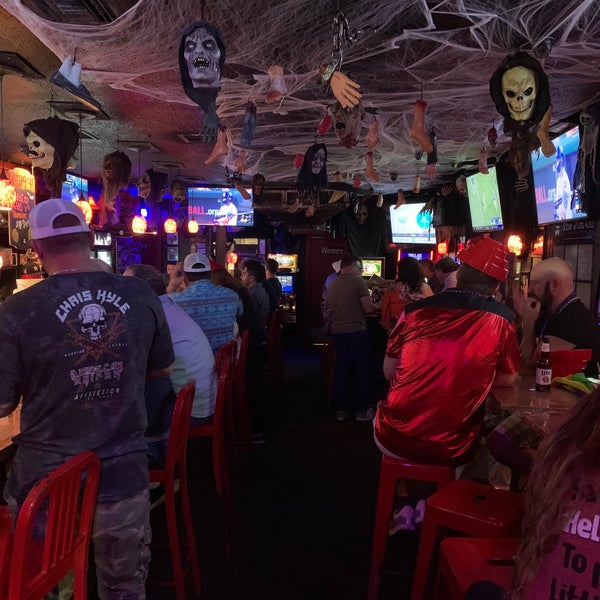 Das Foto wurde bei The Jimani Lounge &amp; Restaurant von Dipesh G. am 10/20/2019 aufgenommen