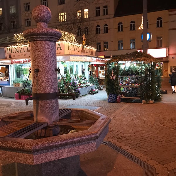 Photo taken at Rochusmarkt by Thomas L. on 10/13/2017
