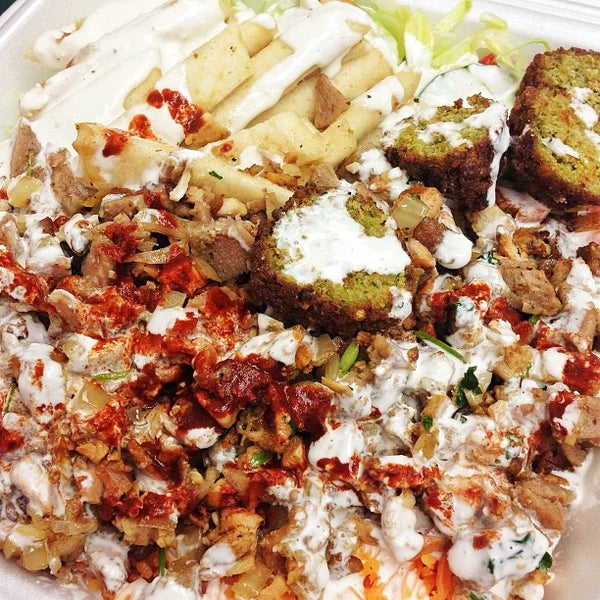 5/24/2013にRandy S.がMia Halal Foodで撮った写真