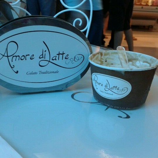 รูปภาพถ่ายที่ Amore di Latte โดย Carmen M. เมื่อ 11/23/2012