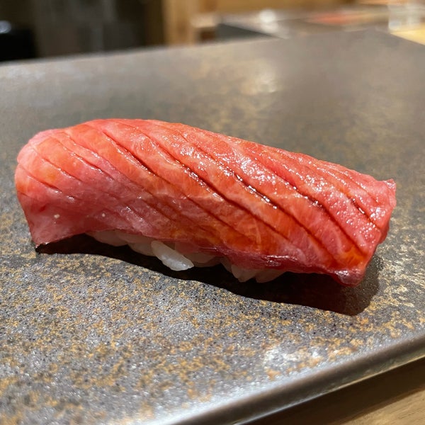 Foto tirada no(a) sushi AMANE por Brian C. em 12/2/2021