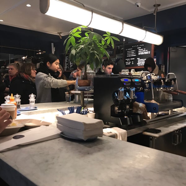 Photo taken at Daily Provisions by Laurel T. on 1/15/2018
