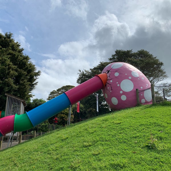 รูปภาพถ่ายที่ Auckland Zoo โดย shoji เมื่อ 11/3/2018