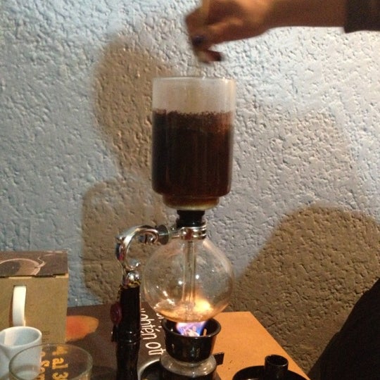 Снимок сделан в Coffee Lab пользователем Ana M. 10/3/2012