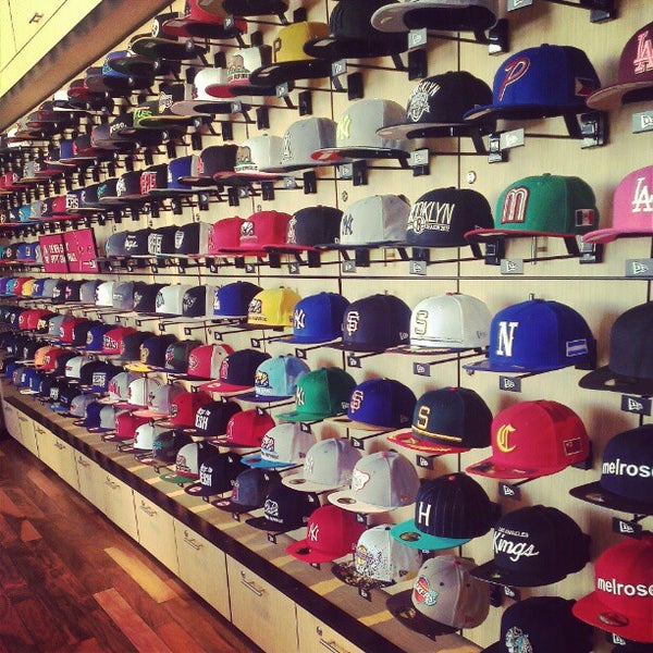 New Era Flagship Store Los Angeles Now Closed Mid City West 8001 Melrose Ave