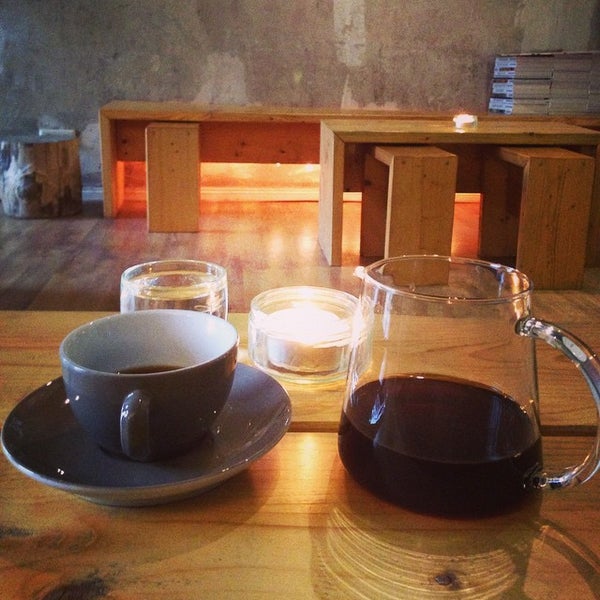 11/15/2014 tarihinde Sakkorn J.ziyaretçi tarafından Café am Ende der Welt'de çekilen fotoğraf