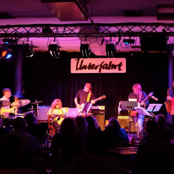 Photo taken at Jazzclub Unterfahrt by Sakkorn J. on 9/12/2015
