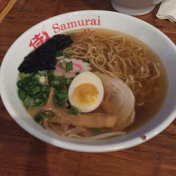 Das Foto wurde bei Samurai Noodle von Belinda L. am 1/29/2017 aufgenommen