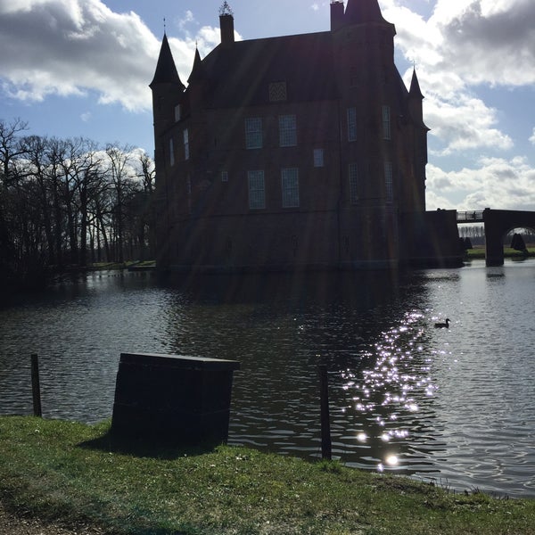 Photo taken at Kasteel Heeswijk by Henk C. on 3/3/2020