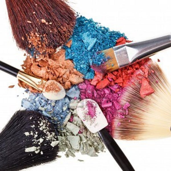 Cosmetice online, cosmetice make-up de la Makeup center !!! http://www.makeupcenter.ro/