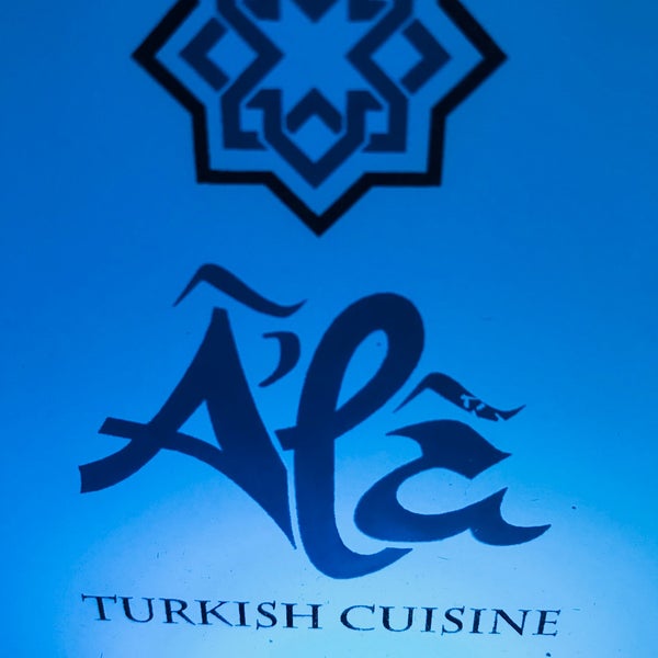 Yemekleri gerçekten çok güzel, çalışanlar çok ilgili. Ayrıca nargile olması da burayı tercih etmeniz için bir neden. Doha’ nın en iyi Türk Restoranları’ ndan biri.