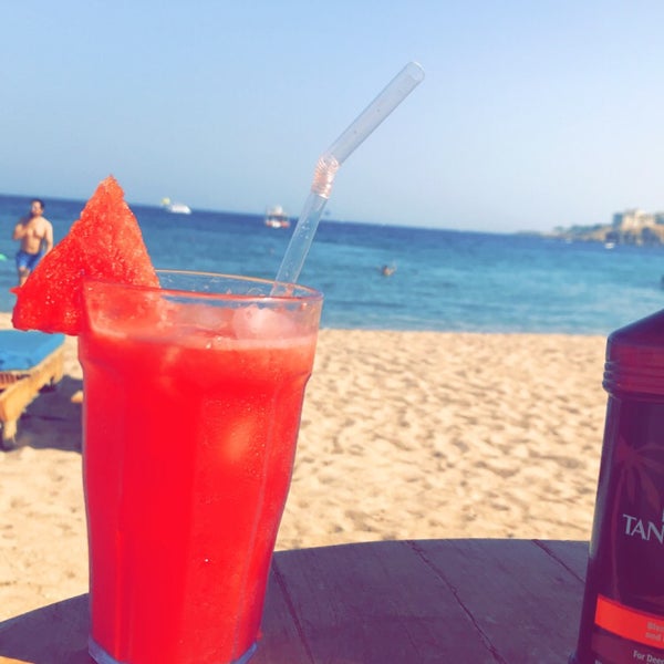 Пляж Viva Beach в Наама