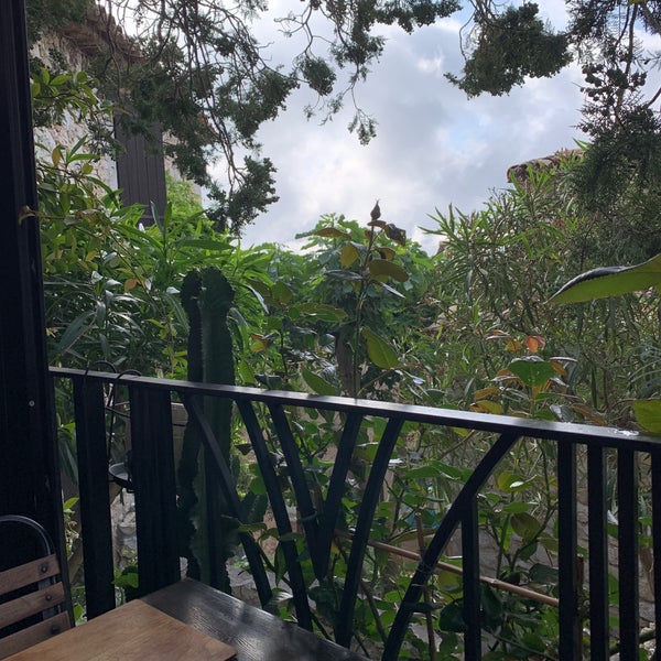 Deli Juice Bar in Èze