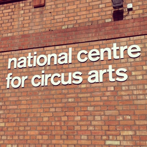 Снимок сделан в National Centre for Circus Arts пользователем National Centre for Circus Arts 5/22/2014