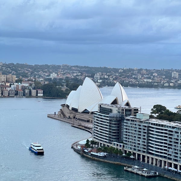 Photo taken at Sydney Harbour Marriott Hotel at Circular Quay by Aaron W. on 4/3/2023