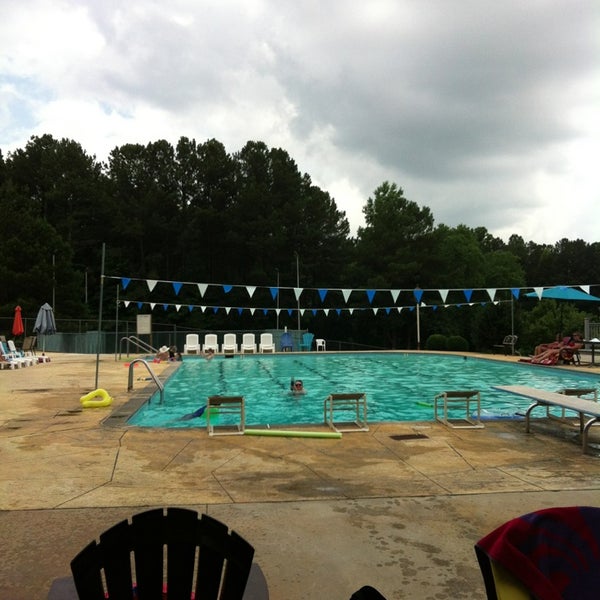 meadowbrook pool