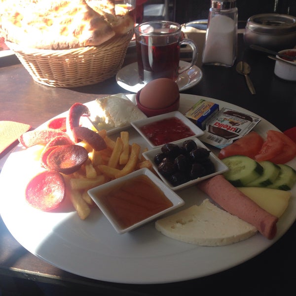 Photo taken at Mevlana Restaurant by Aysun D. on 4/21/2016