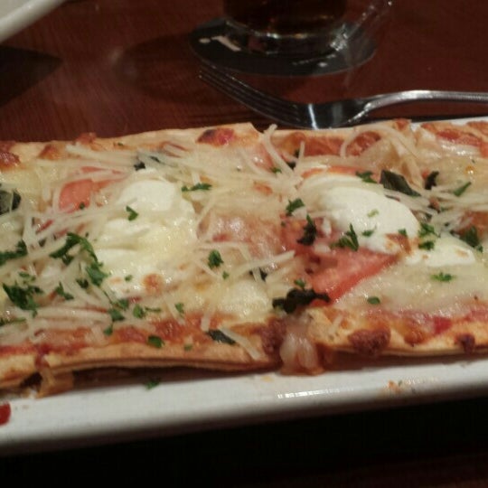 The Margherita Flatbread was really tasty. I thought the tomatoes were excellent and it was surprisingly filling.
