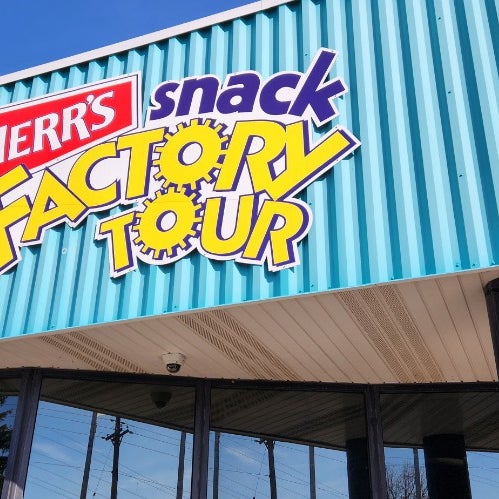 Foto tomada en Herr&#39;s Snack Factory Tour  por Matt el 3/12/2024