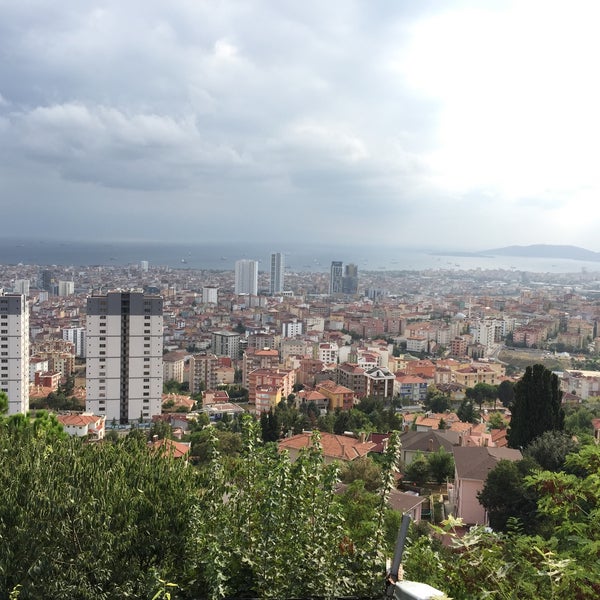 รูปภาพถ่ายที่ İstanbul&#39;un Balkonu โดย Matur A. เมื่อ 8/22/2015