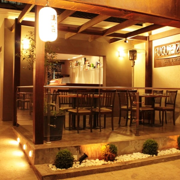 รูปภาพถ่ายที่ Fu-Gu Izakaya Sake e Sushi Bar โดย Fu-Gu Izakaya Sake e Sushi Bar เมื่อ 7/12/2013