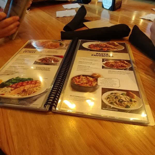 Photo taken at BJ&#39;s Restaurant &amp; Brewhouse by Savannah A. on 12/15/2017