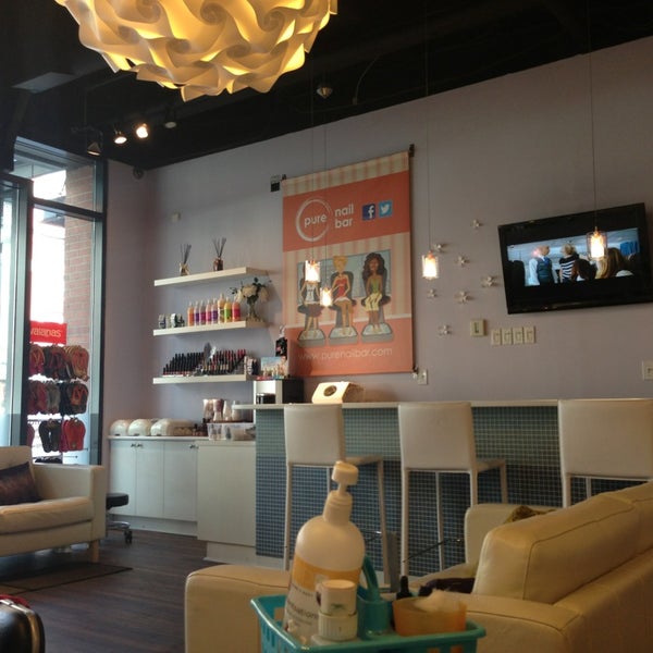 Pure Nail Bar (Yaletown) Nail Salon in Yaletown