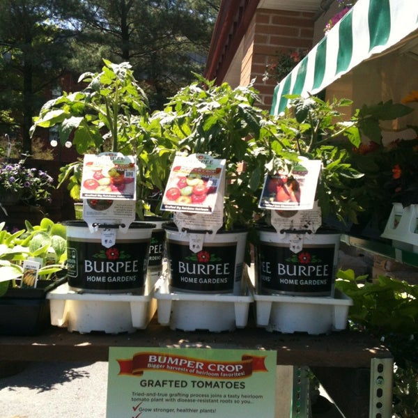 Coles Hardware Inc. Hardware Store in Lewisburg