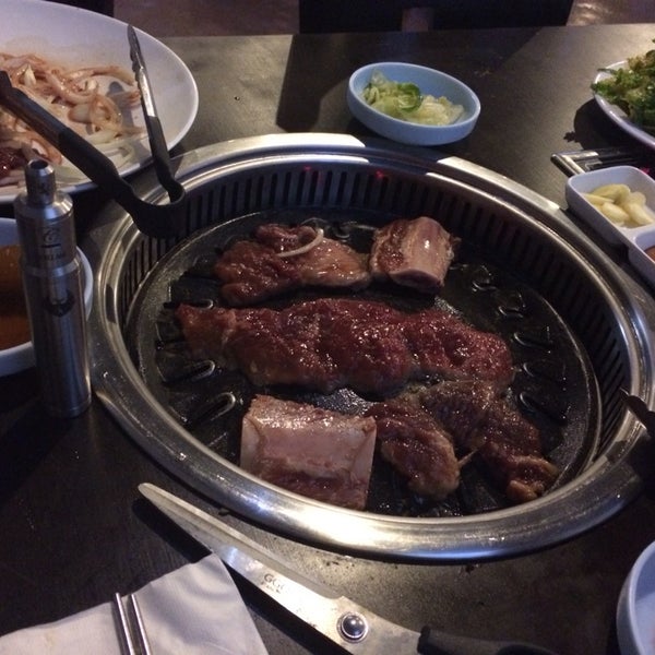 Photo taken at Ohya Sushi, Korean Kitchen &amp; Bar by Jay C. on 5/8/2014