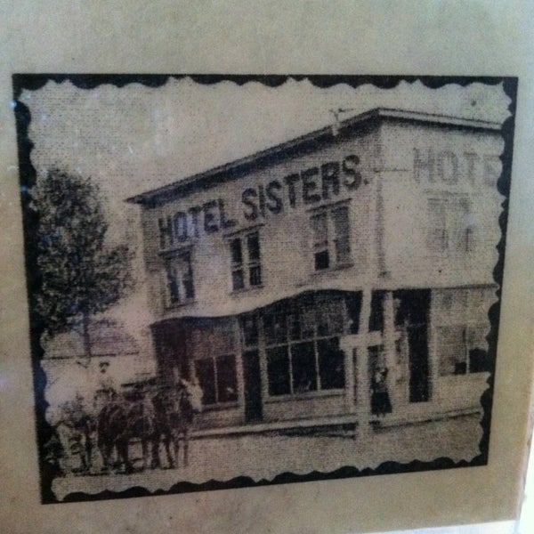 1/4/2013에 Molly R.님이 Sisters Saloon &amp; Ranch Grill에서 찍은 사진