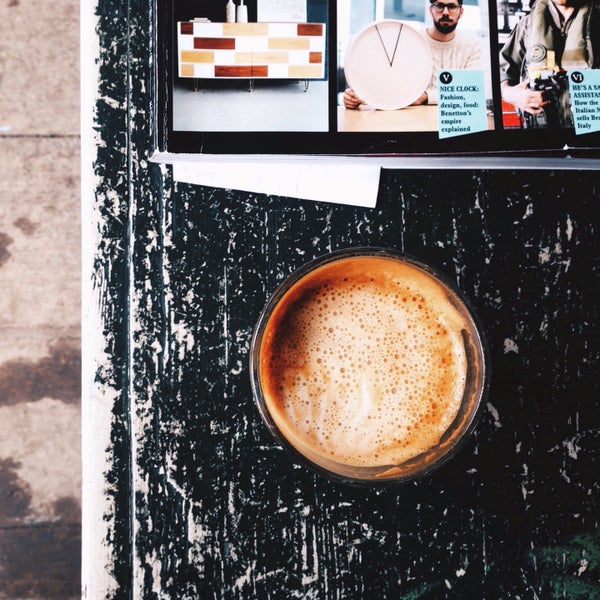 รูปภาพถ่ายที่ Kitsuné Espresso Bar Artisanal โดย Antoine . เมื่อ 3/8/2015