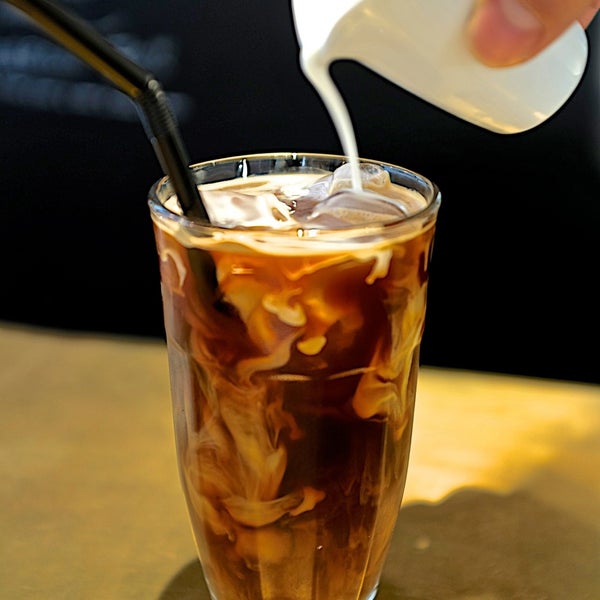 6/26/2014 tarihinde Cafe L.ziyaretçi tarafından Café Loisl'de çekilen fotoğraf