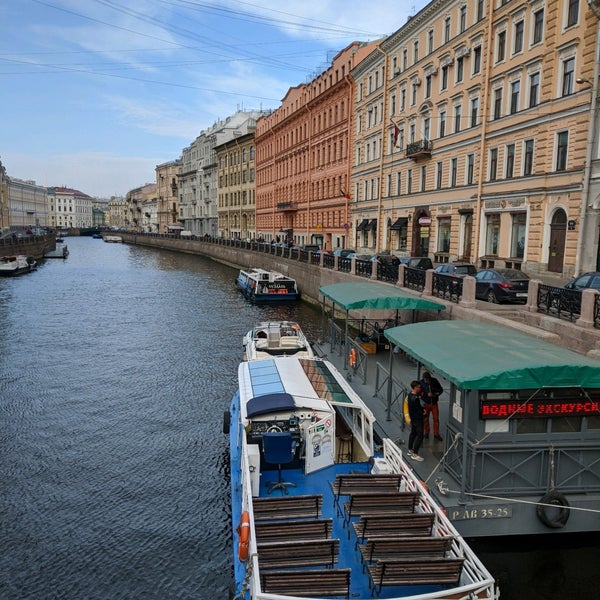 Наб реки мойки 44. Спб набережная реки мойки 44. Причал в питере. Набережная реки мойки 99, санкт-петербург. Набережная реки мойки 44.