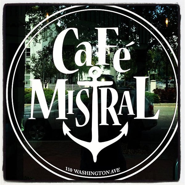 8/26/2013에 Catherine L.님이 Café Mistral에서 찍은 사진