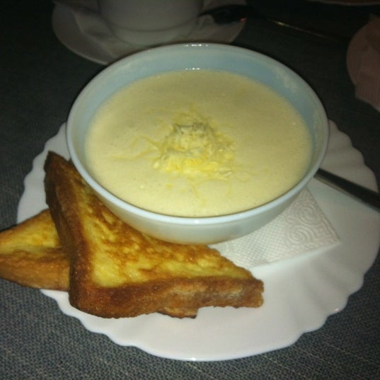 Самый вкусный сырный крем-суп с гренками!