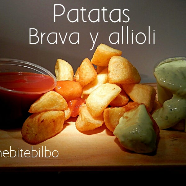 #thebitebilbo nuestras 🍟 Alioli+Brava