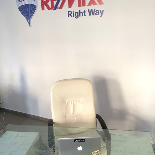 Setlocale(lc_all,"rus"); где ставится. Max right. мира дота. макс райт в молодости. Max right.