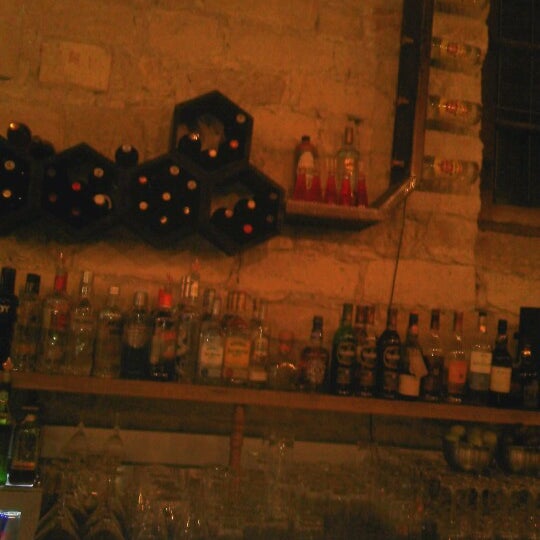 Foto tirada no(a) In theory bar por Ivaylo I. em 12/16/2012