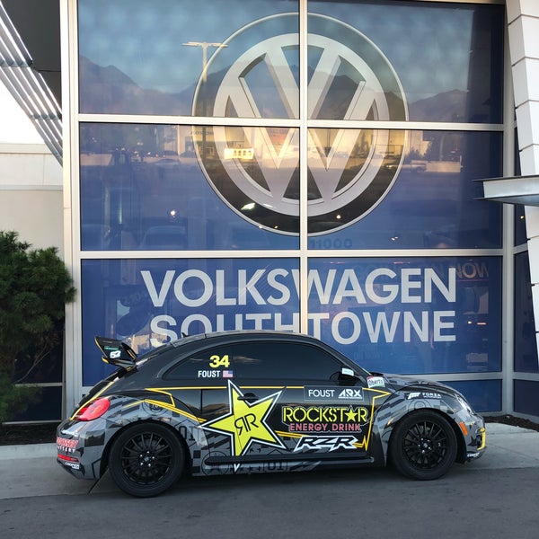 Foto scattata a VW Southtowne da Bo A. il 9/24/2018