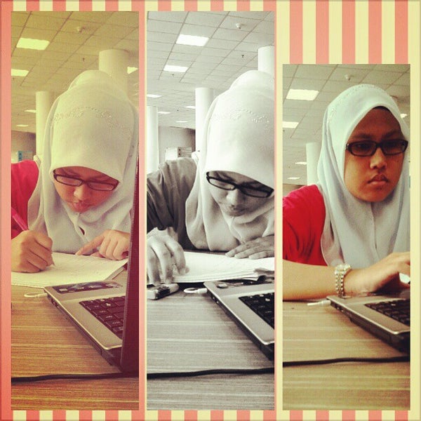 Photos at Aras 4 Library UTHM - 1 tip