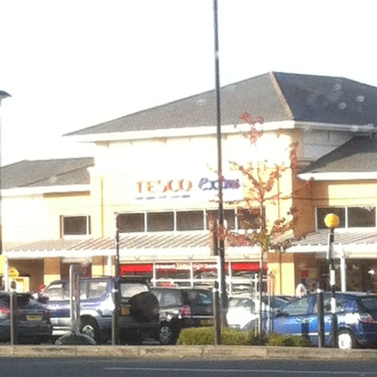 Tesco Extra Osterley Park, Syon Ln