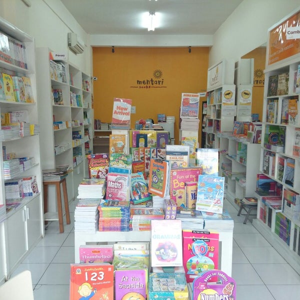 Photos At Mentari Books Surabaya Bookstore In Surabaya