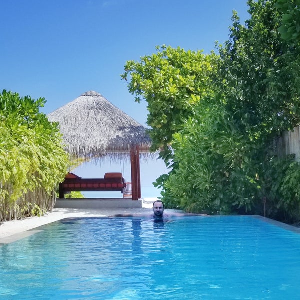 Vilu Reef Beach and Spa Resort