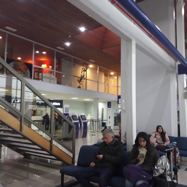 Aeródromo Pichoy (ZAL) Aeropuerto en Valdivia