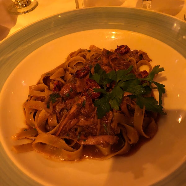 Apps: grilled eggplant, calamari and shrimp. Mains: The fettuccini with rabbit was incredible, and can also highly recommend the black linguini with seafood. For dessert, ricotta cheesecake FTW!